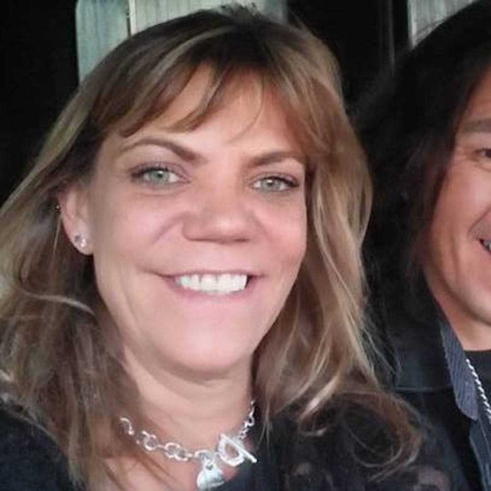 Meet your Posher, Joni